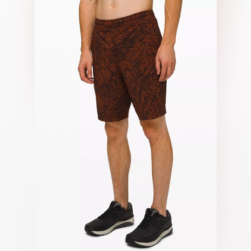Lululemon Pace Breaker Lined Shorts 9” In Plateau Dark Terracotta Black Size XL